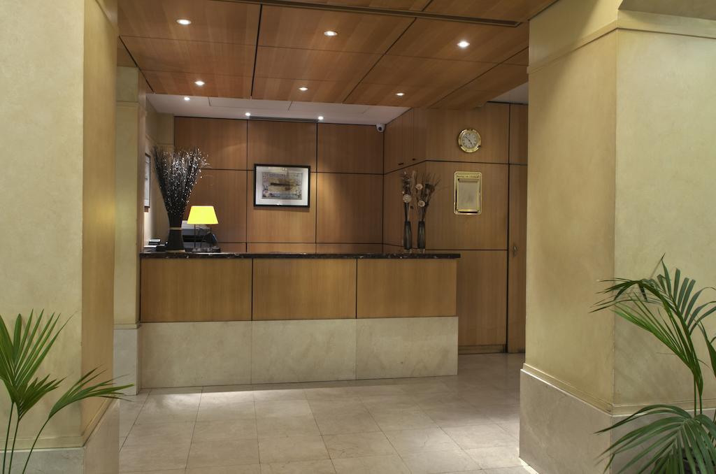 Maison Mere Paris Exterior photo